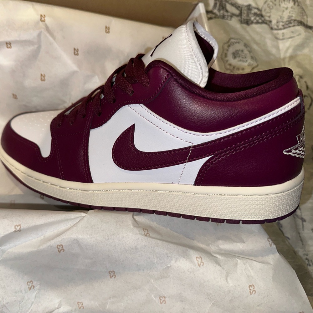 Jordan Purple and White Sneakers Classic Design